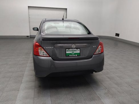 Used 2017 Nissan Versa SV image 6