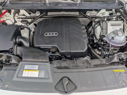 Used 2023 Audi Q5 2.0T Premium w/ Convenience Package AWD/4WD image 23