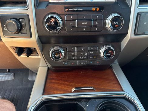 Used 2019 Ford F250 King Ranch w/ King Ranch Ultimate Package image 25