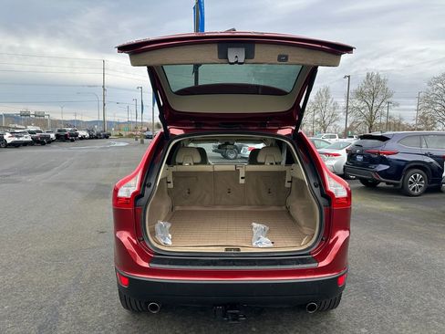 Used 2013 Volvo XC60 T6 image 10