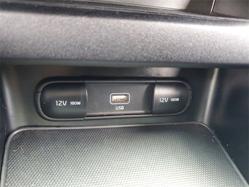 Used 2023 Kia Forte LXS image 29