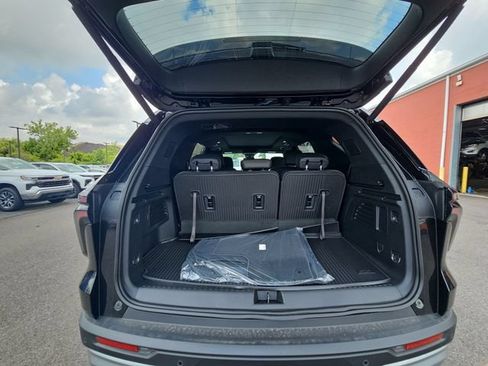 New 2026 Chevrolet Traverse Z71 w/ Enhanced Driving Package AWD/4WD image 28
