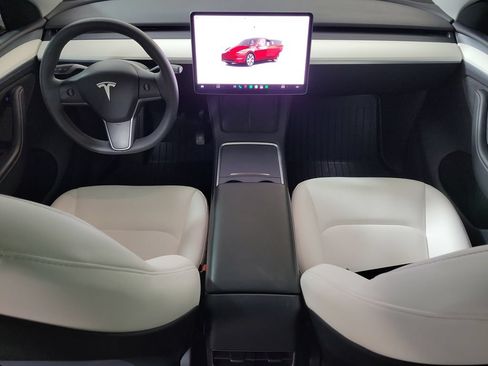 Used 2023 Tesla Model Y Long Range AWD/4WD image 12