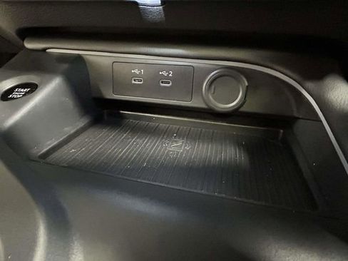 New 2026 Nissan Sentra SR FWD image 19