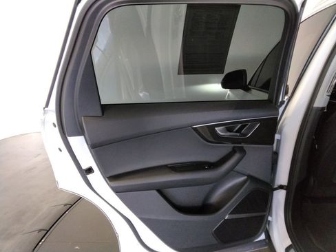 Used 2022 Audi Q7 3.0T Premium Plus image 35