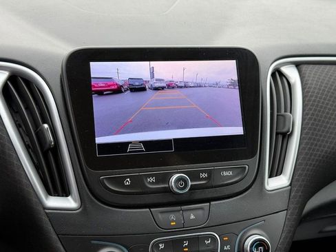 Used 2023 Chevrolet Malibu LT FWD image 24