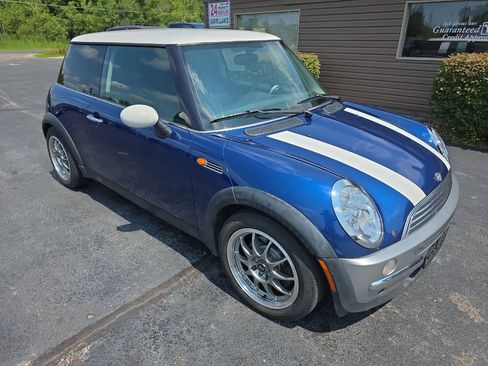 Used 2004 MINI Cooper Hardtop FWD image 5