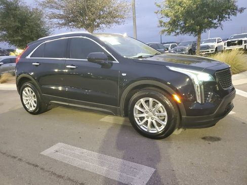 Certified 2021 Cadillac XT4 Luxury w/ Cold Weather Package image 1