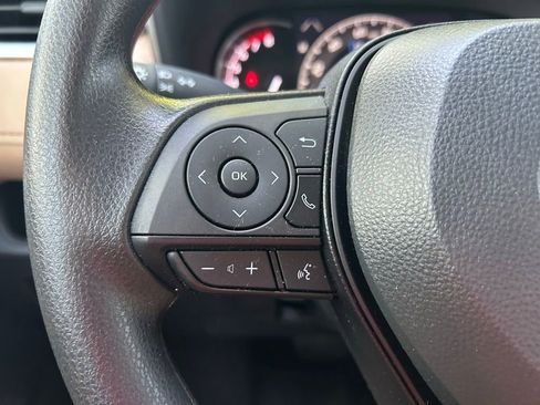Used 2024 Toyota RAV4 LE FWD image 20