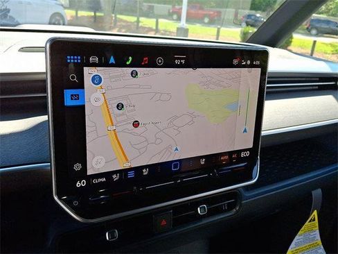 New 2025 Volkswagen ID. Buzz Pro S image 13