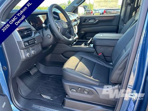 New 2026 GMC Yukon XL Denali w/ LPO, Floor Liner Package AWD/4WD image 24