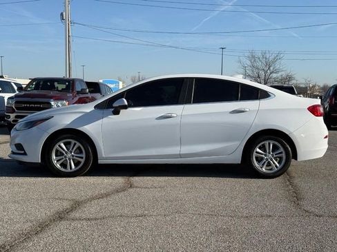 Certified 2017 Chevrolet Cruze LT w/ Convenience Package image 2