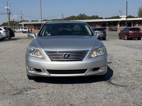 Used 2011 Lexus LS 460 AWD image 3