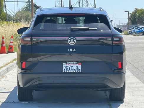 Used 2023 Volkswagen ID.4 S RWD image 5