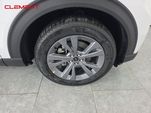 New 2026 Ford Explorer Active image 34