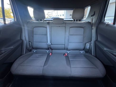 Used 2025 Chevrolet Equinox LT image 37