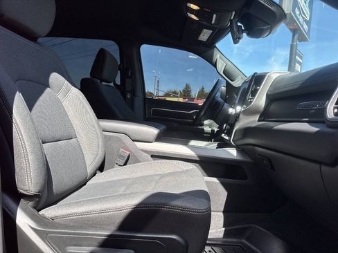 Used 2023 RAM 1500 Big Horn AWD/4WD image 16