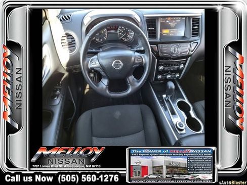 Used 2020 Nissan Pathfinder SV image 21