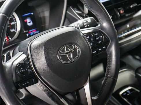 Certified 2020 Toyota Corolla SE w/ SE Preferred Package FWD image 20