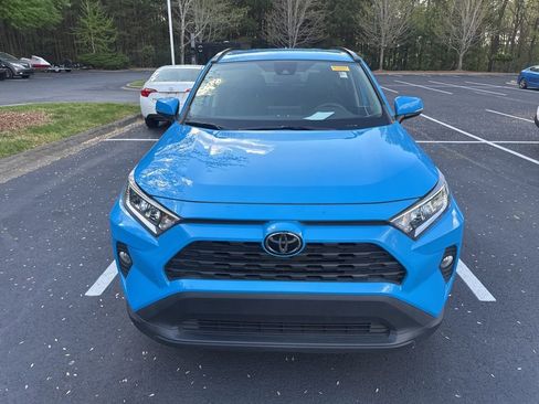 Used 2021 Toyota RAV4 XLE image 11