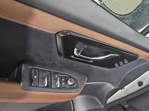 New 2025 Subaru Forester Touring image 11