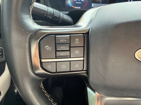 Used 2024 Ford Expedition Platinum AWD/4WD image 26