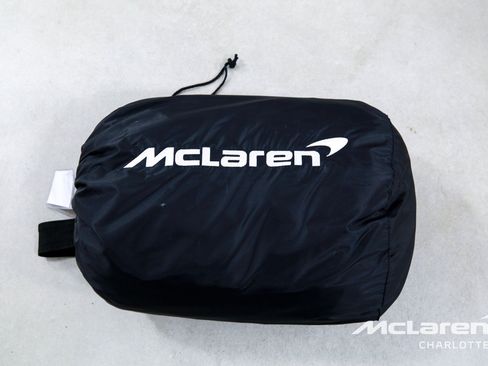Used 2025 McLaren Artura RWD image 22