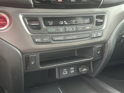 Used 2025 Honda Ridgeline RTL image 18
