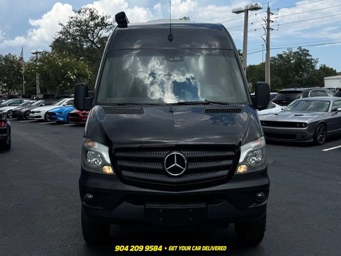 Used 2018 Mercedes-Benz Sprinter 2500 image 13