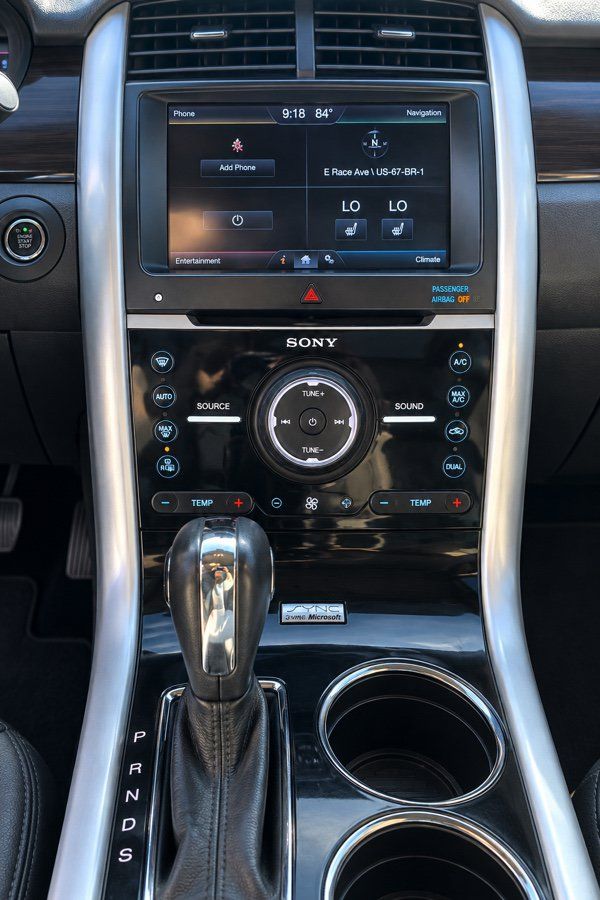 Used 2014 Ford Edge Limited w/ Equipment Group 301A FWD image 16