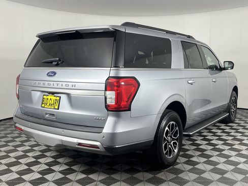 Used 2023 Ford Expedition Max XLT image 6