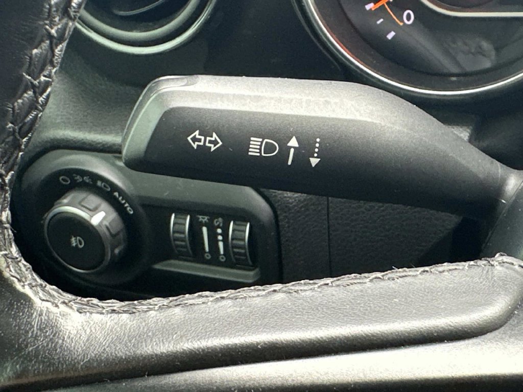 Used 2019 Jeep Wrangler Unlimited Sport AWD/4WD image 25