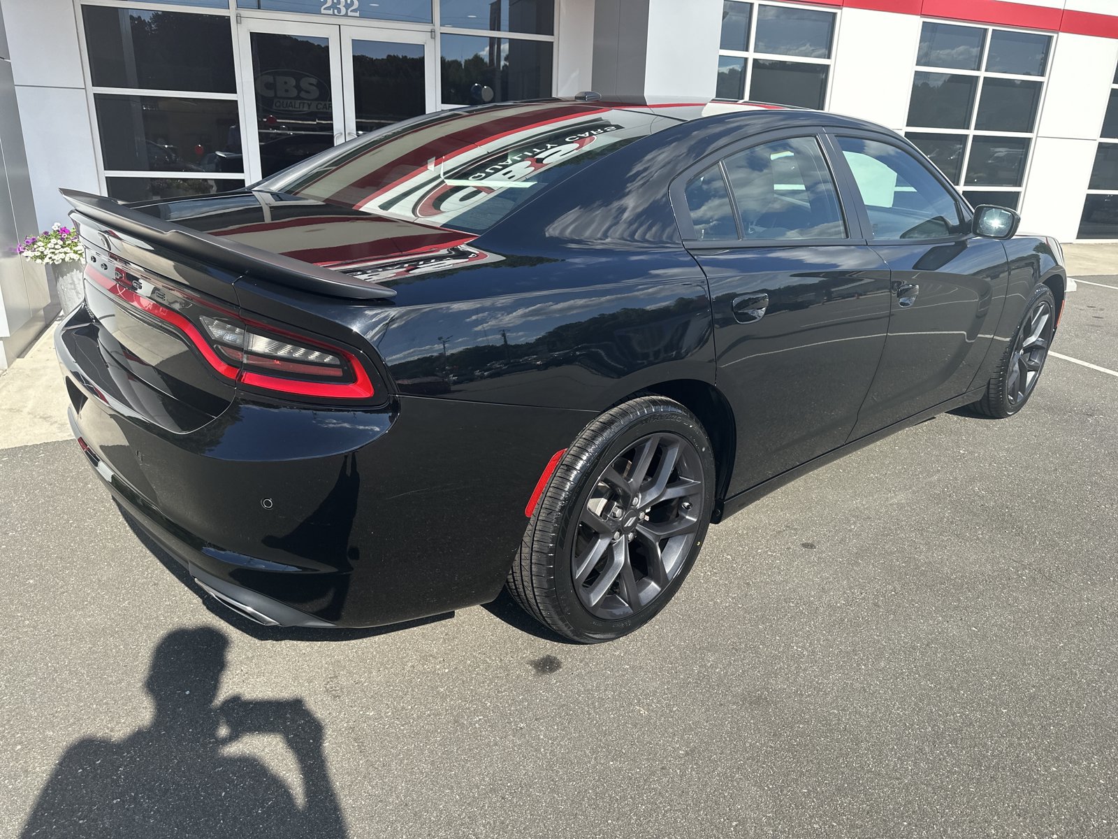 Used 2022 Dodge Charger SXT w/ Blacktop Package RWD image 8