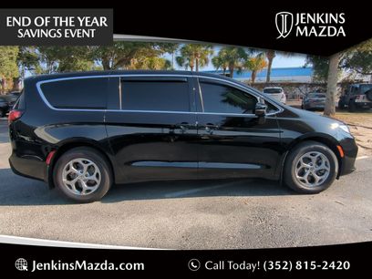 Used 2024 Chrysler Pacifica Limited w/ Trailer Tow Group