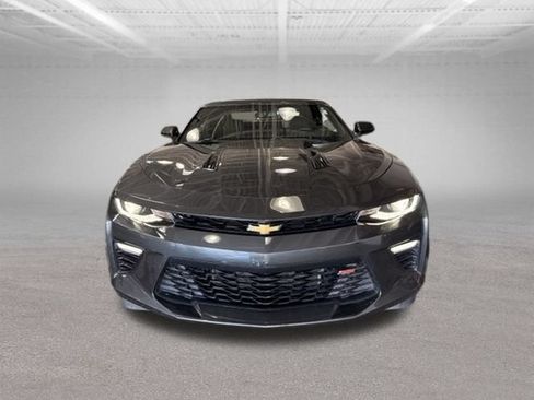 Used 2017 Chevrolet Camaro SS RWD image 2