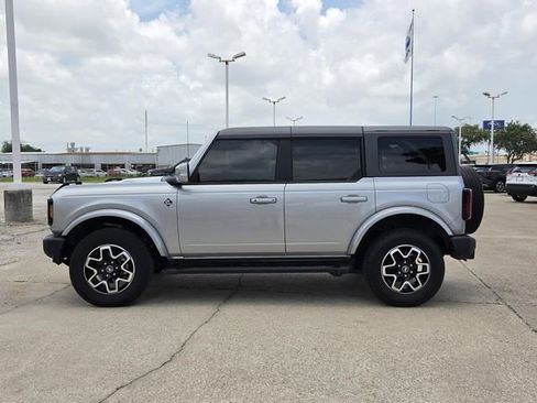 Used 2022 Ford Bronco Outer Banks AWD/4WD image 2