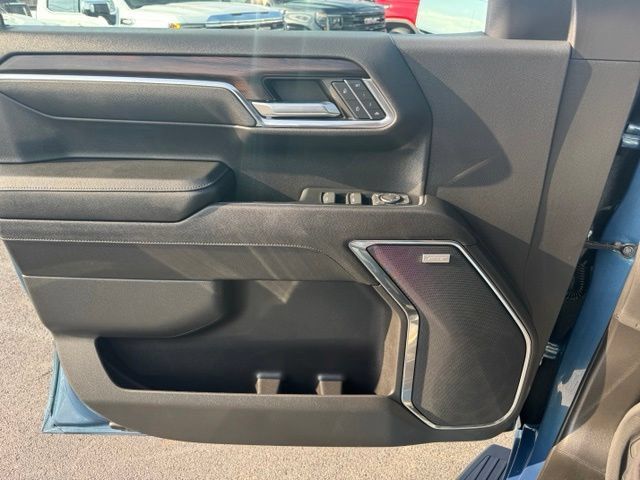 Used 2024 GMC Sierra 1500 SLT AWD/4WD image 15
