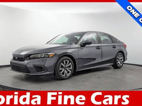 Used 2023 Honda Civic LX image 1