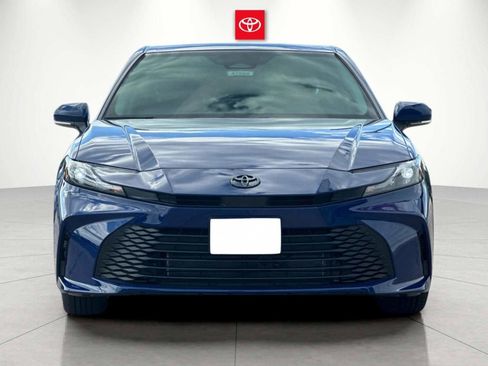 New 2026 Toyota Camry LE FWD image 7