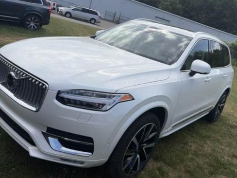 Used 2024 Volvo XC90 B5 Plus w/ Protection Package Premier AWD/4WD image 1