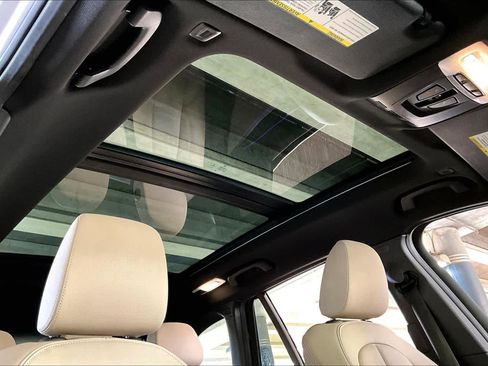 Used 2021 BMW X1 sDrive28i w/ Convenience Package image 13