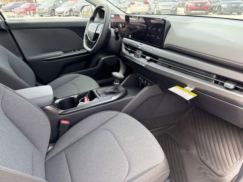 New 2026 Kia K4 LXS FWD image 15