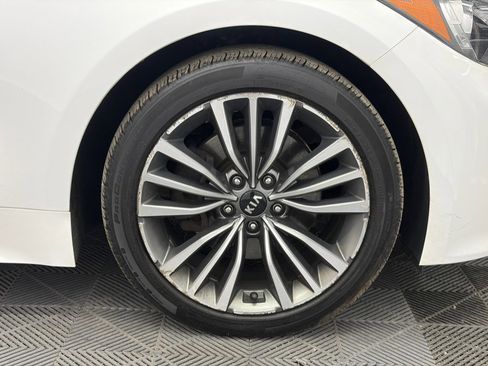 Used 2019 Kia Stinger AWD/4WD image 34