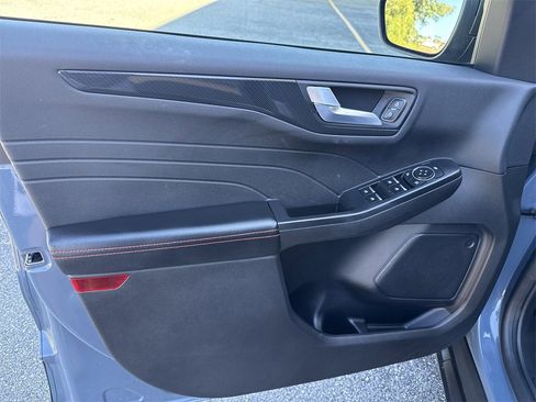 Used 2023 Ford Escape ST-Line w/ Tech Pack #1 image 10