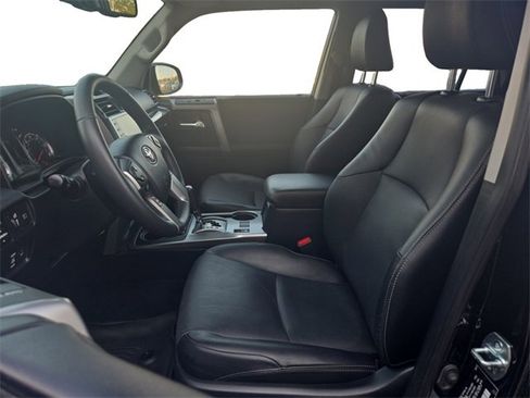 Used 2022 Toyota 4Runner Limited image 9