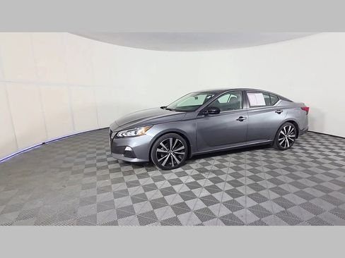 Used 2022 Nissan Altima 2.5 SR image 51
