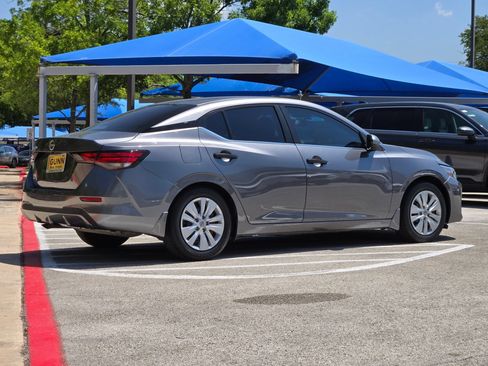 Used 2024 Nissan Sentra S FWD image 3