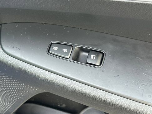 Certified 2023 Kia Forte LXS w/ LXS Technology Package image 22