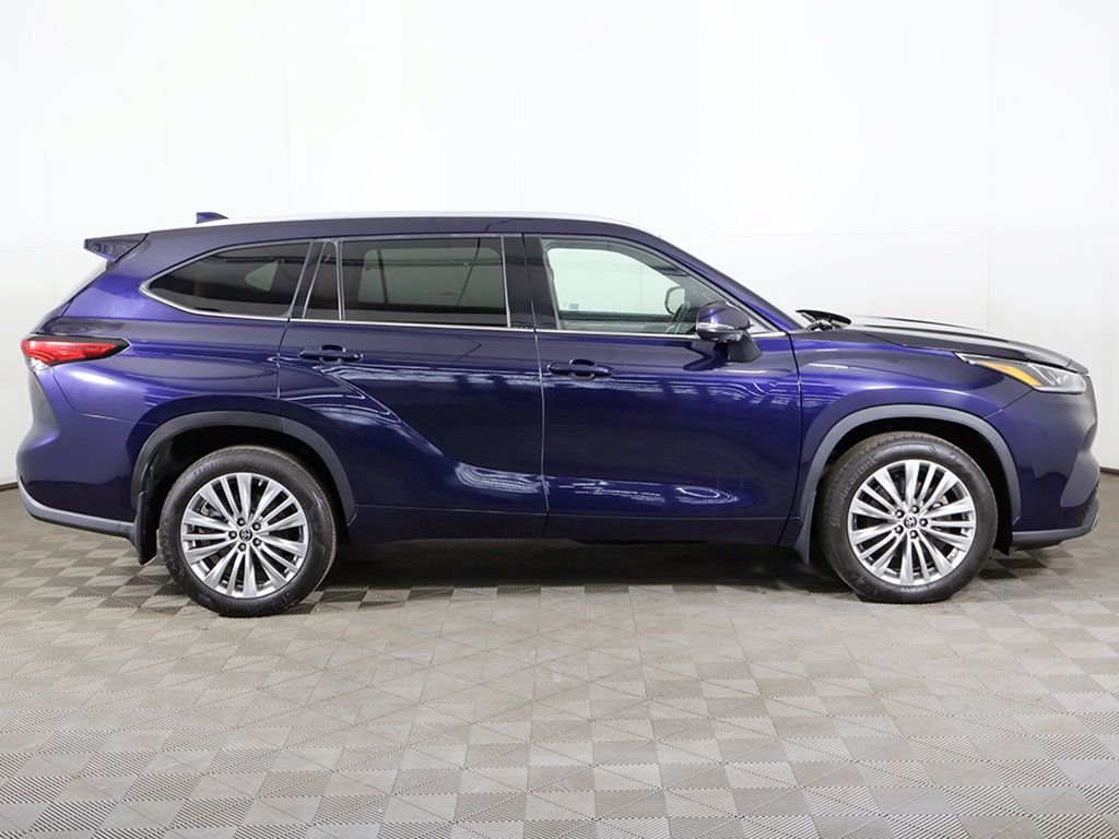 Used 2023 Toyota Highlander Platinum AWD/4WD image 21