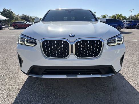 Certified 2025 BMW X4 xDrive30i AWD/4WD image 2